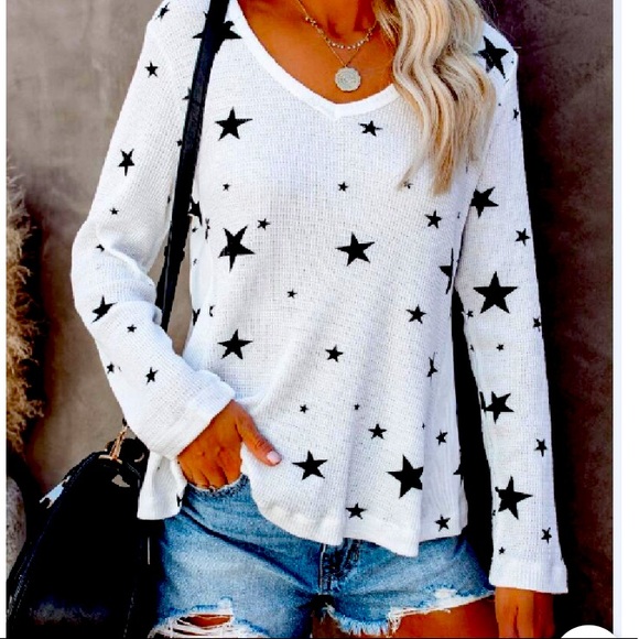 New white and black star print long sleeve shirt - Picture 2 of 10